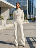 Minimalist Off-White Ribbed Knit Loungewear Set – Quarter-Zip Top & Wide-Leg Pants