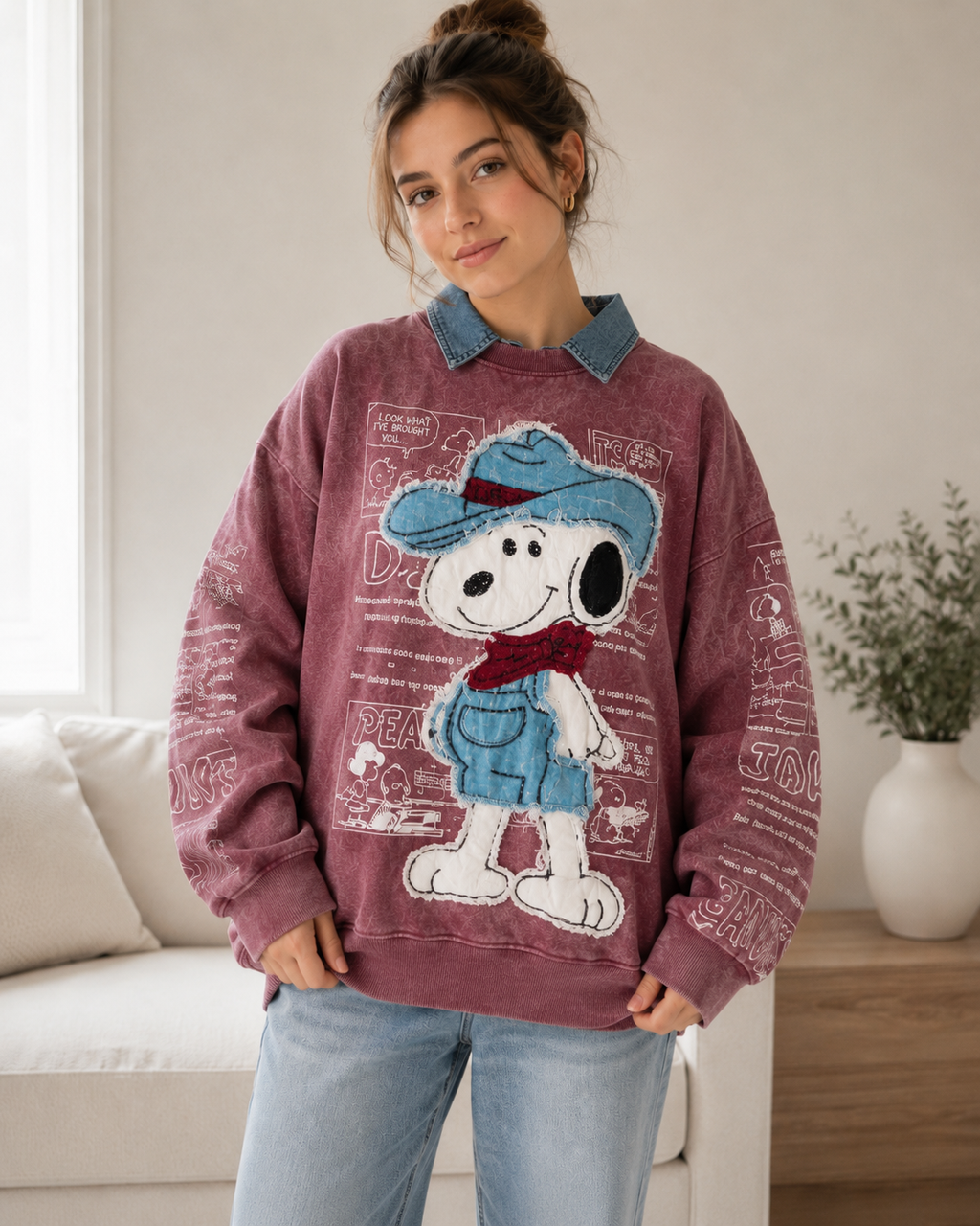 Cozy Oversized Western Snoopy Denim-Look Crewneck size 40-42-44